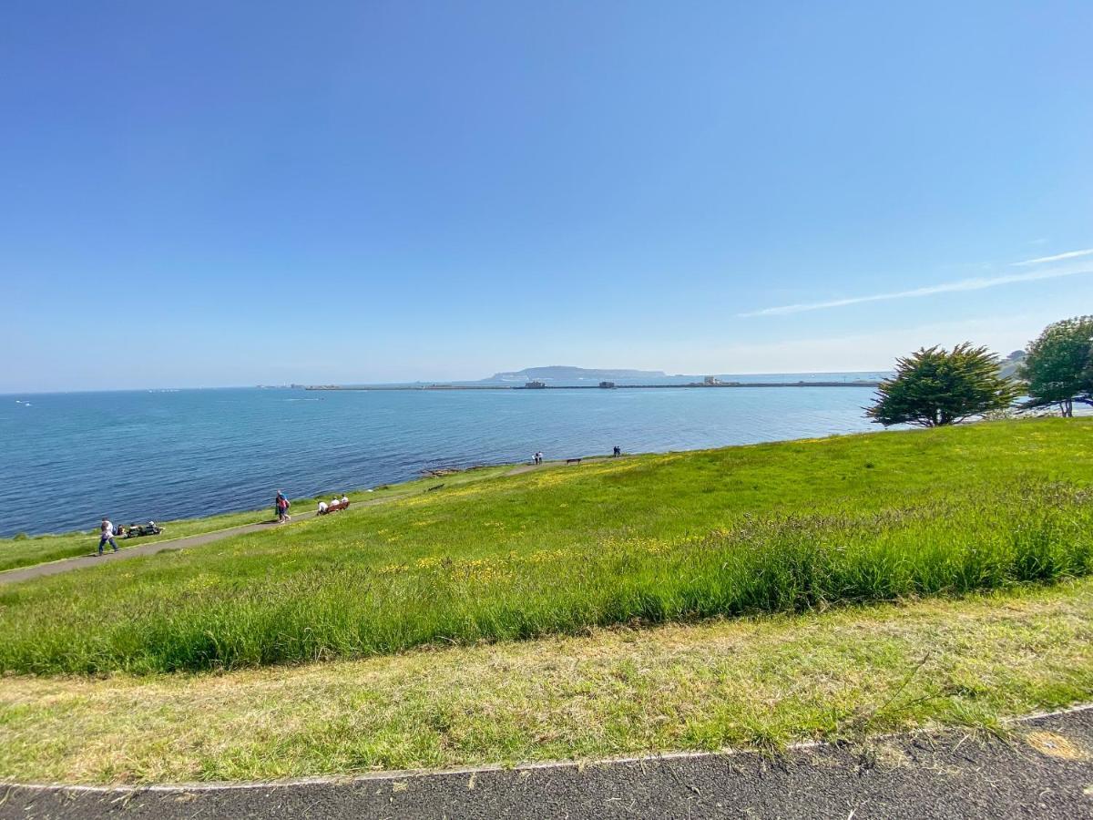 Newton'S Cove View Villa Weymouth Exteriör bild